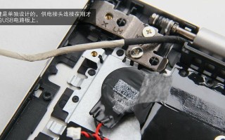 小新电脑屏幕更换教程——DIY维修的简易指南（轻松学会小新电脑屏幕更换的方法，解决屏幕问题的关键技巧）