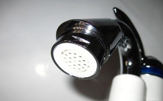 佳能A590的功能和性能如何？（一款高性价比的数码相机）