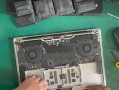 如何更换苹果电脑电池？（简单步骤教你轻松完成电池更换）