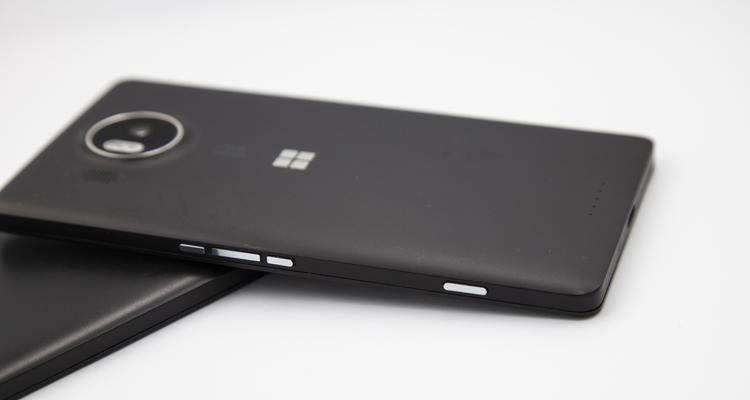 Lumia950（探索Lumia950的出色待机表现及其关键因素）-第1张图片-数码深度