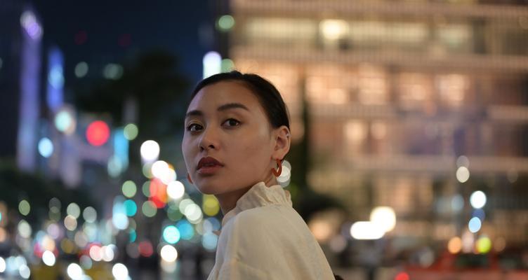 501.8g全画幅（以轻巧全画幅为目标，501.8g全画幅相机的亮点和革新）-第2张图片-数码深度
