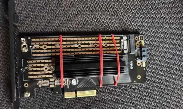 技嘉B85性能评测及优缺点分析（解析技嘉B85主板的卓越性能和功能特点）-第2张图片-数码深度