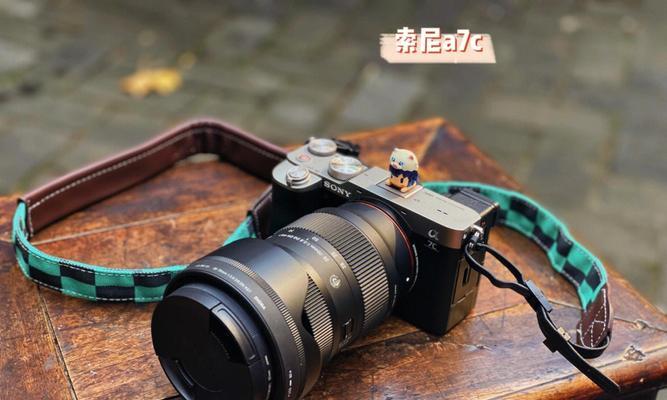 Sony8000C手机综合评测（性能卓越，画面震撼，拍照出色）-第3张图片-数码深度