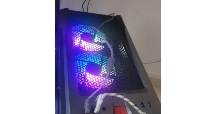 P780（功能强大、续航久、性价比高，P780成为众多用户的首选）-第2张图片-数码深度