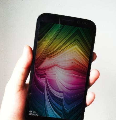 以观V5裸眼3D手机（颠覆传统3D技术，让你沉浸在惊艳的裸眼3D世界中）-第2张图片-数码深度