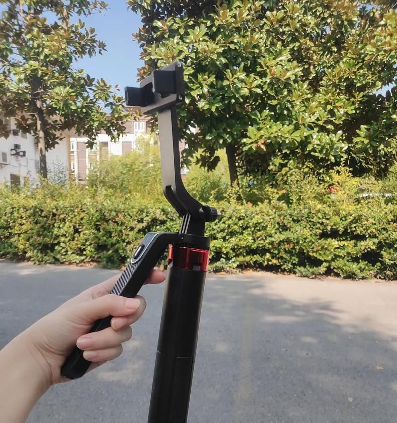 轻松拍照，电脑手机支架教程（利用电脑手机支架，提升拍摄质量与便利性）-第3张图片-数码深度